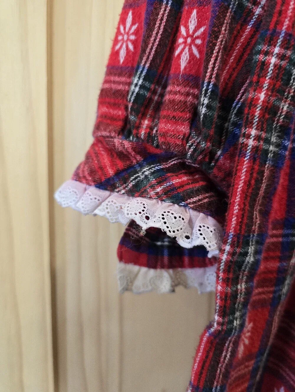 Vintage Lanz of Salzburg Red Plaid Tartan Cotton Lace Flannel Nightgown Size M